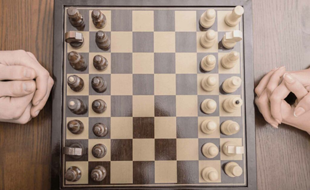 How to Play Chess - Become a Chess Grandmaster